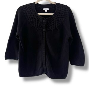 CROFT & BARROW Women's Sweater Black 2 Button Closure 3/4 Slv Cardigan Cape M‎